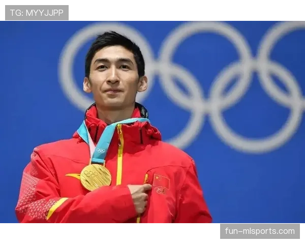 武大靖冰场外的生活比明星还奢侈，听说他家里那装修，能开个小型博物馆了